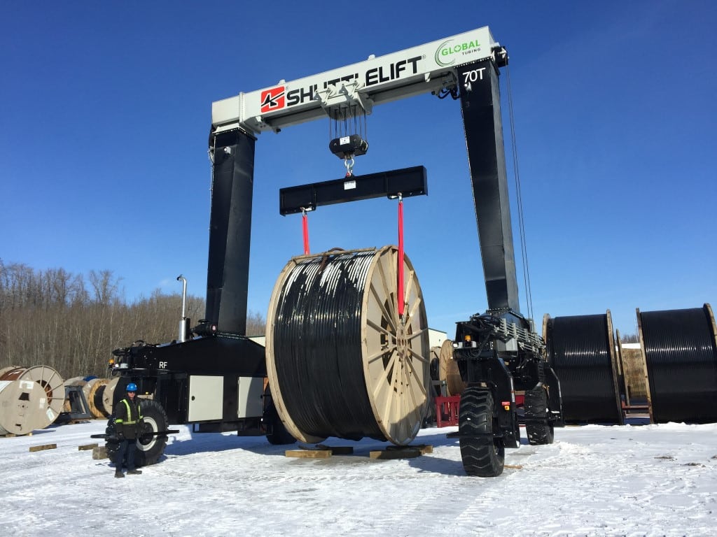 Black Painted Shuttlelift Crane