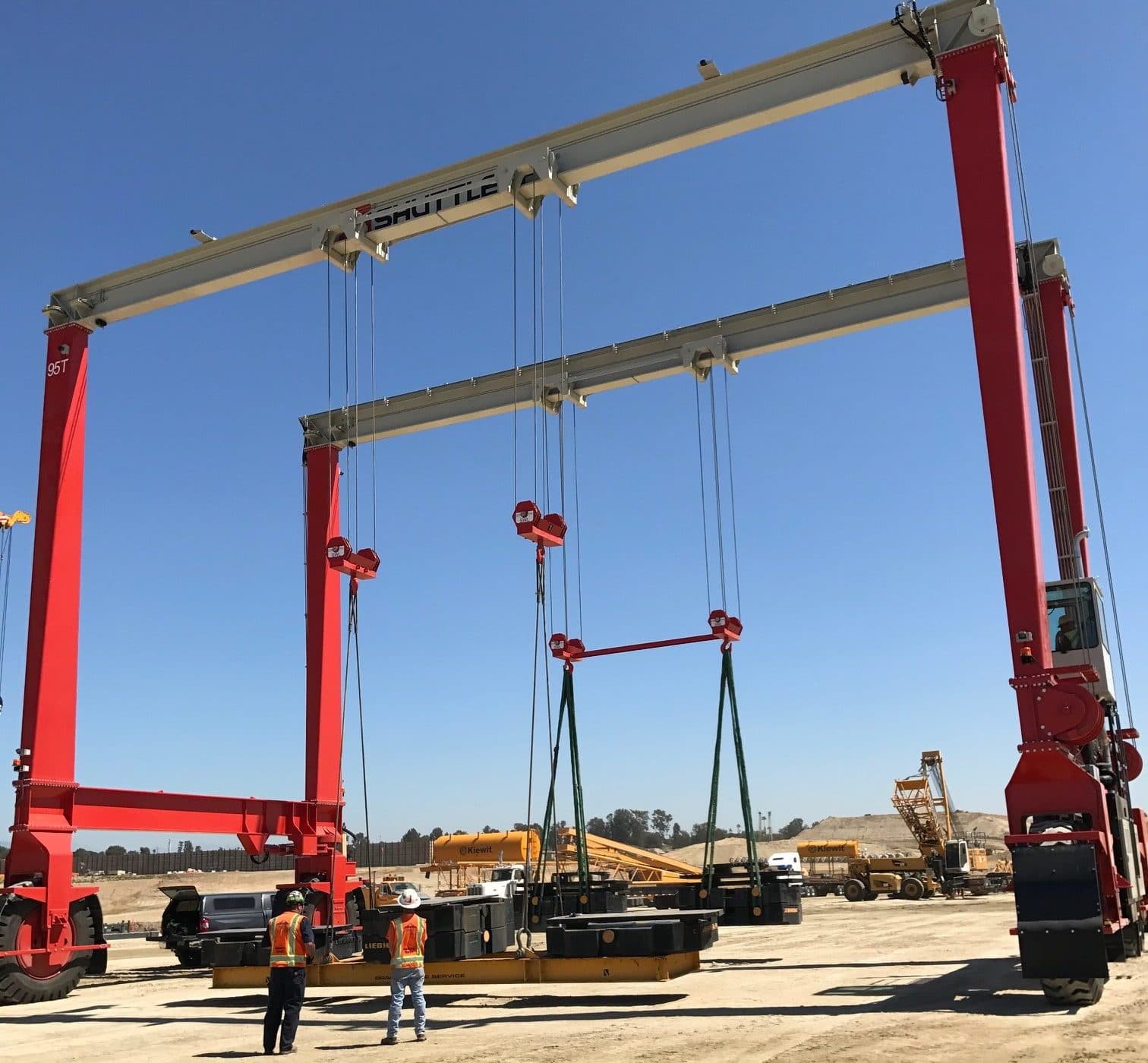 Shuttlelift Crane on Construction Site Lifting