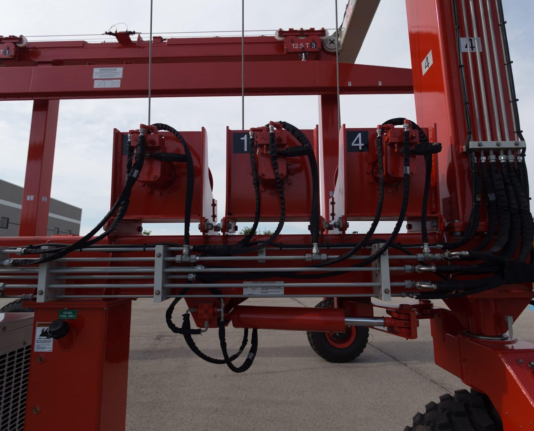 Shuttlelift Gantry Crane Machine Close-Up