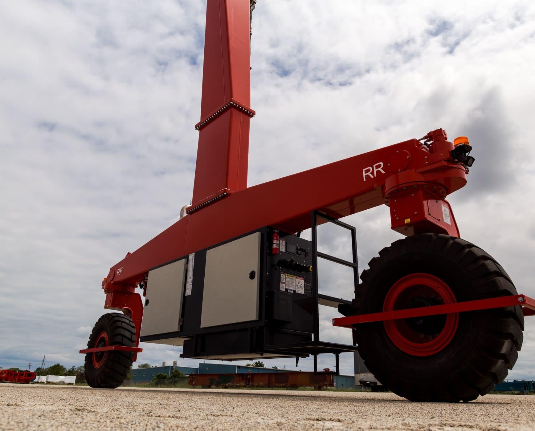 Industrial tires crane