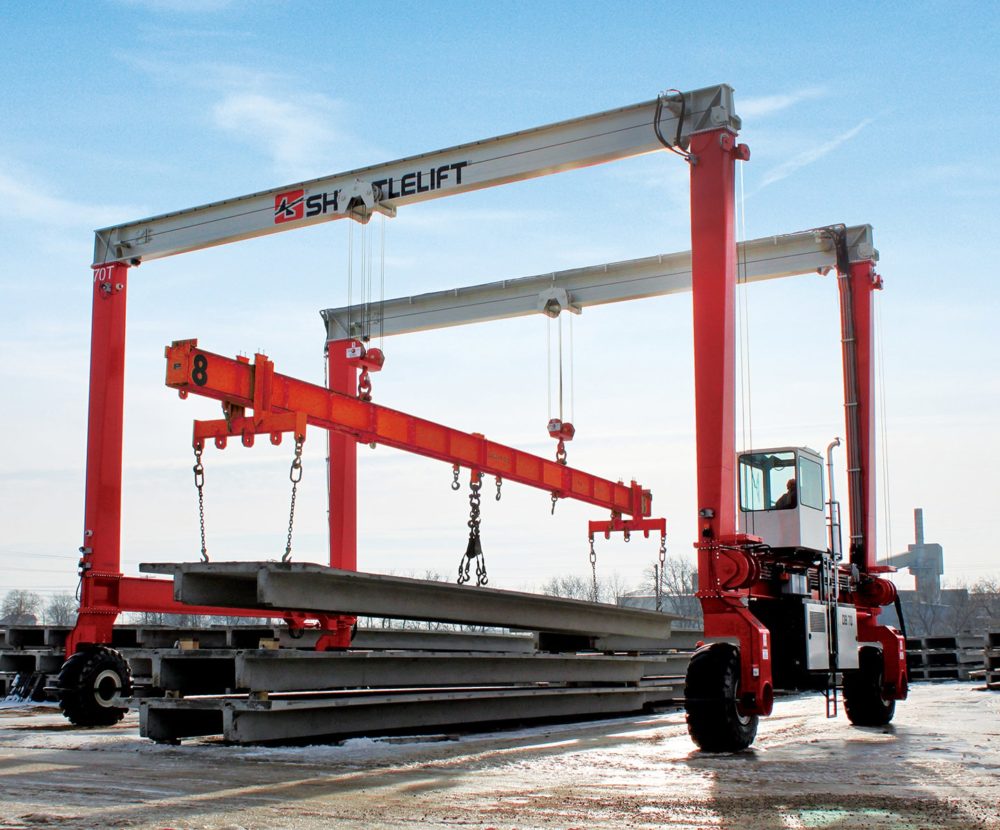 DB Series rubber-tired gantry crane in concrete application