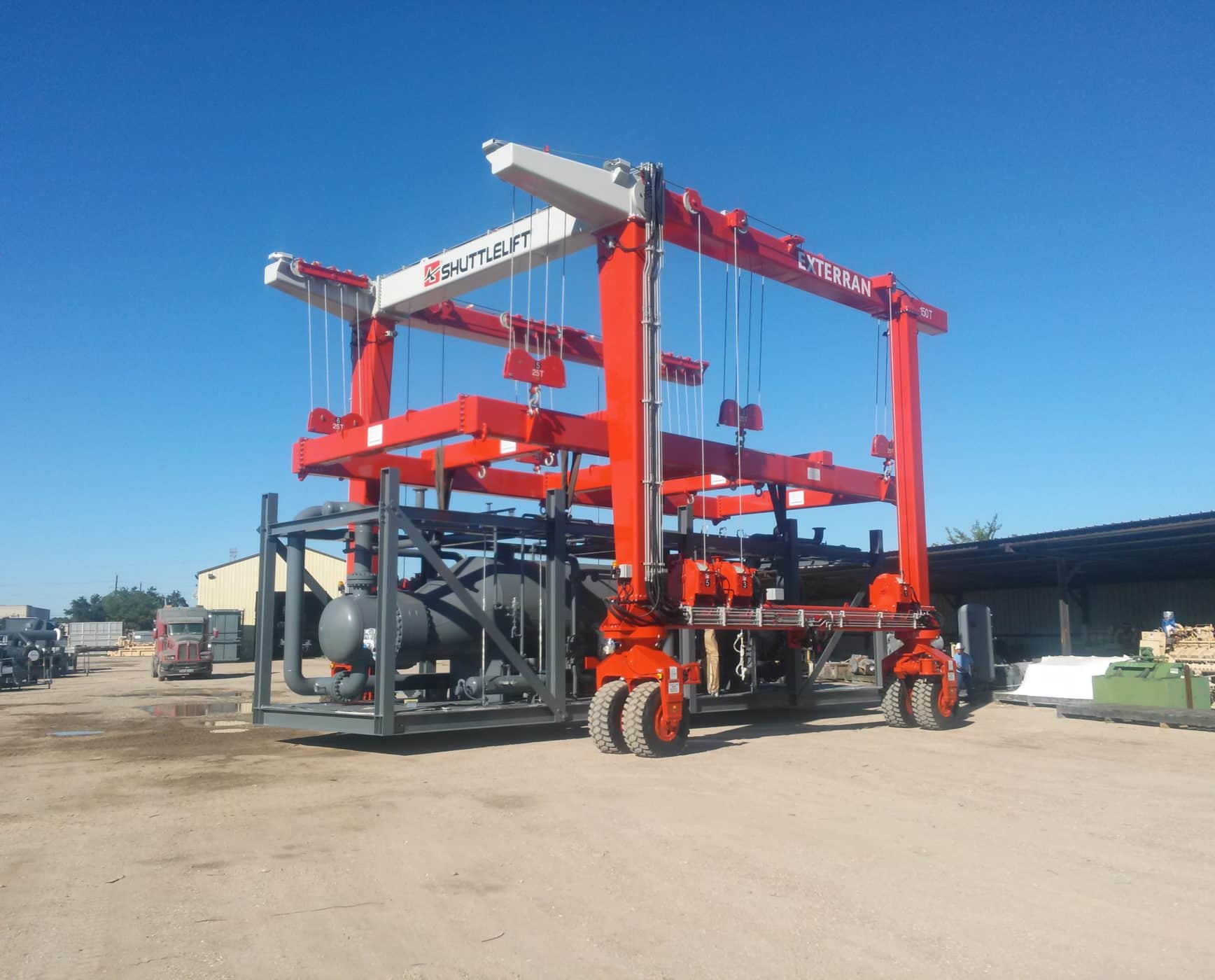 Shuttlelift SL straddle lift gantry crane