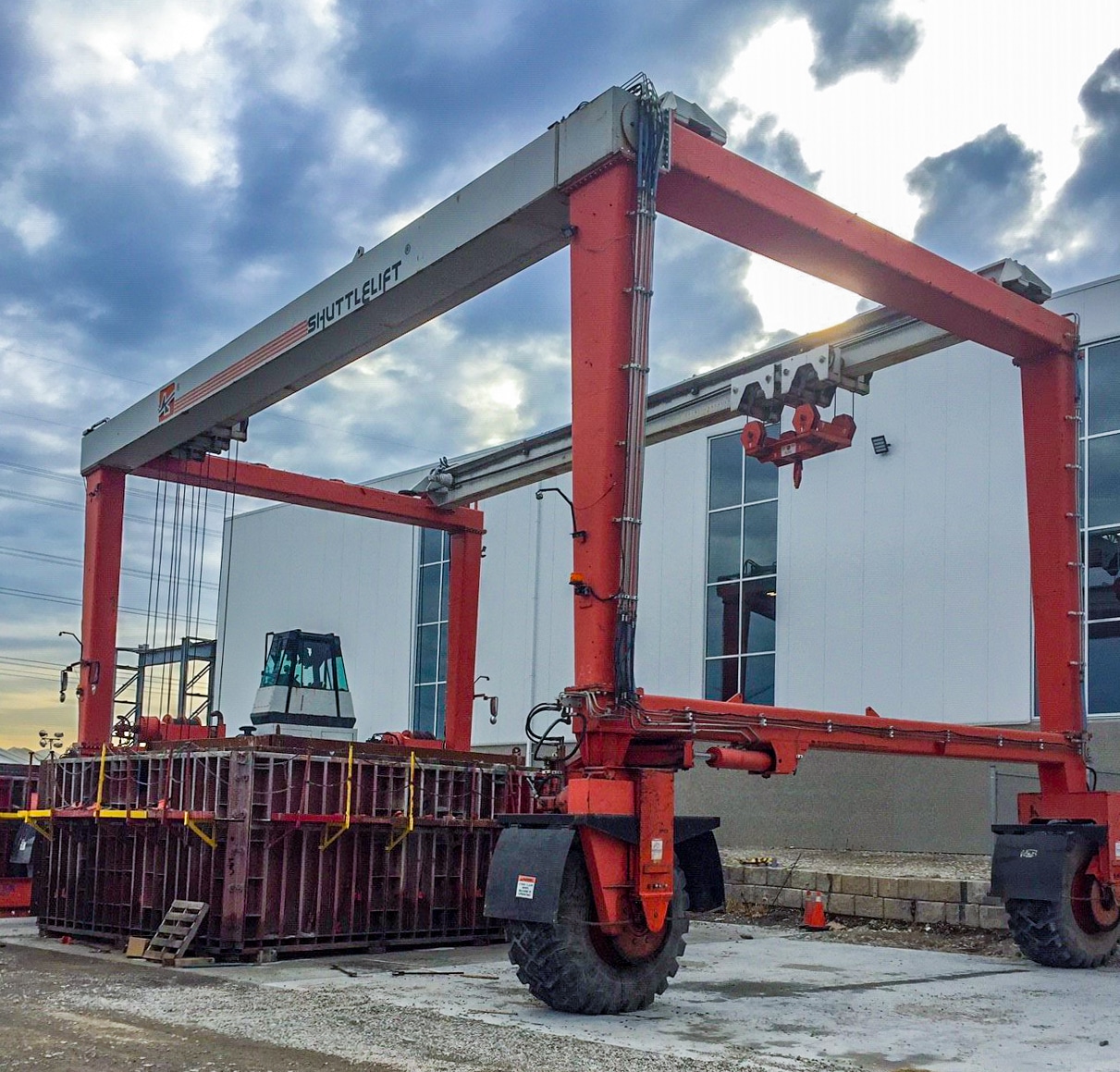 Gantry Cranes for Sale Used Shuttlelift Mobile Gantry Cranes