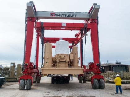 Crane for Lifting Power Equipment